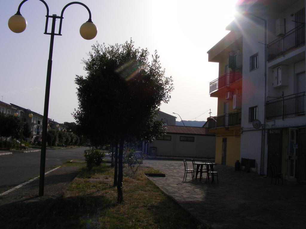 Casa Vacanze Isabella Aliano Ngoại thất bức ảnh