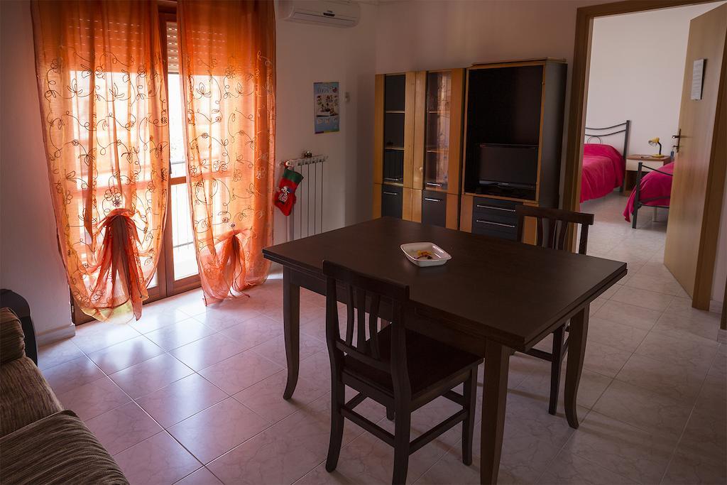 Casa Vacanze Isabella Aliano Ngoại thất bức ảnh