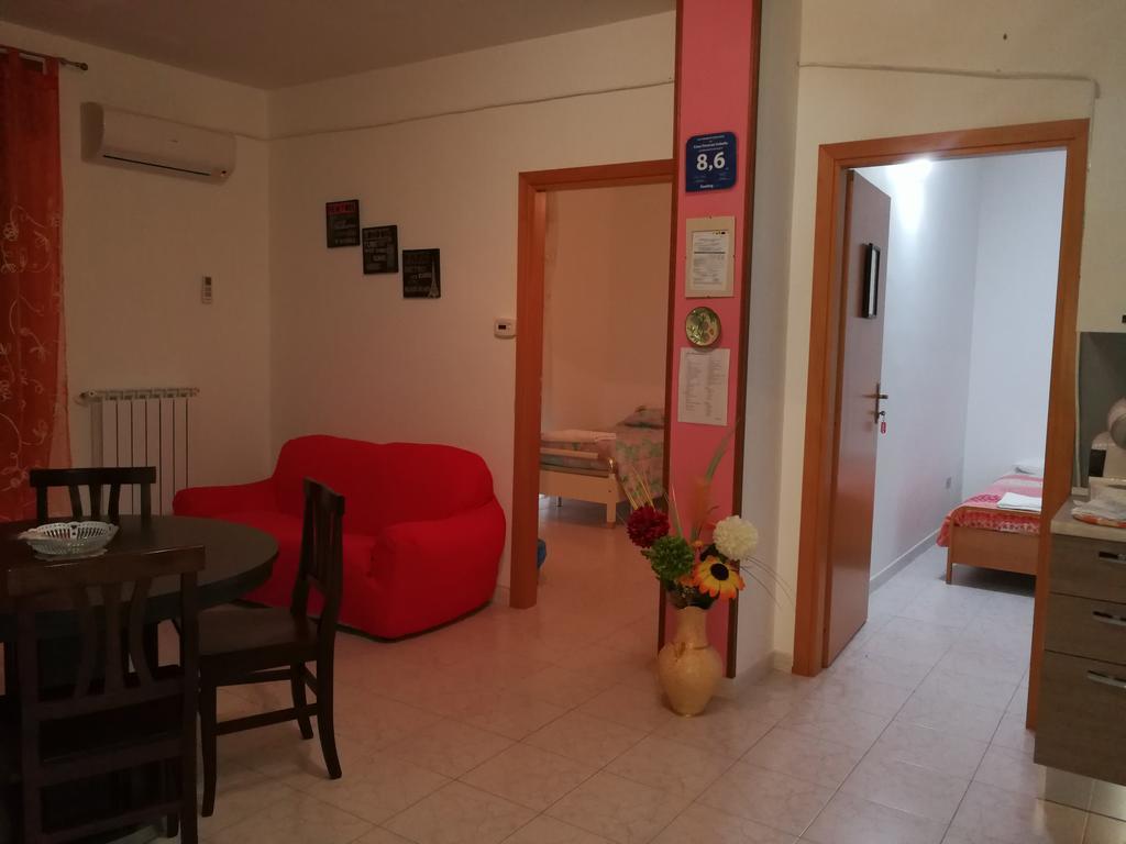 Casa Vacanze Isabella Aliano Ngoại thất bức ảnh